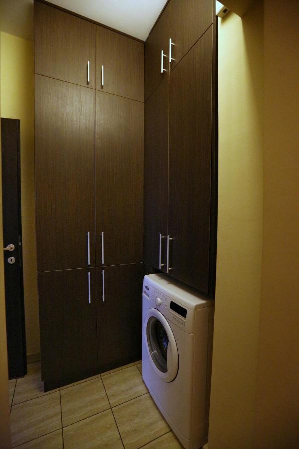 Apartmán Bloc Izvor Piteşti Exteriér fotografie